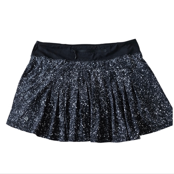Lululemon athletica  Circuit Breaker Splatter Black  Women's Skirt  Size 10 - Picture 3 of 9